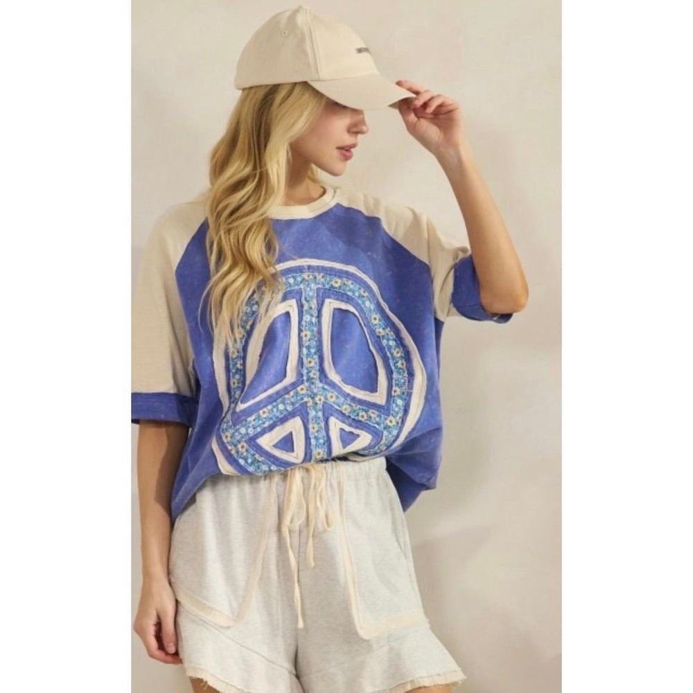 Sage and Fig Sweetheart Patch Peace Top Sz M Oversized